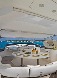 2015 Cheval Blanc Randheli Resorts New 30m Azimut Yacht 1