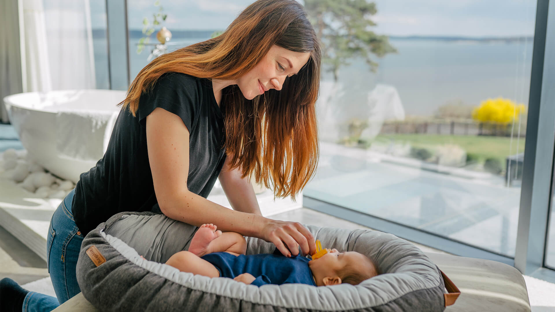 HOW TO USE A BABY NEST? – EcoViking