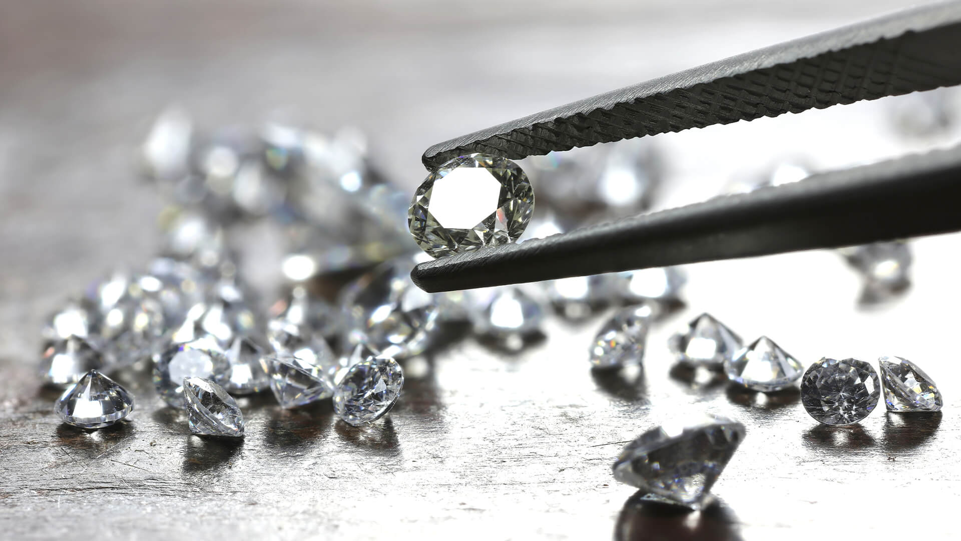 Understanding Clarity and a Diamond's Value