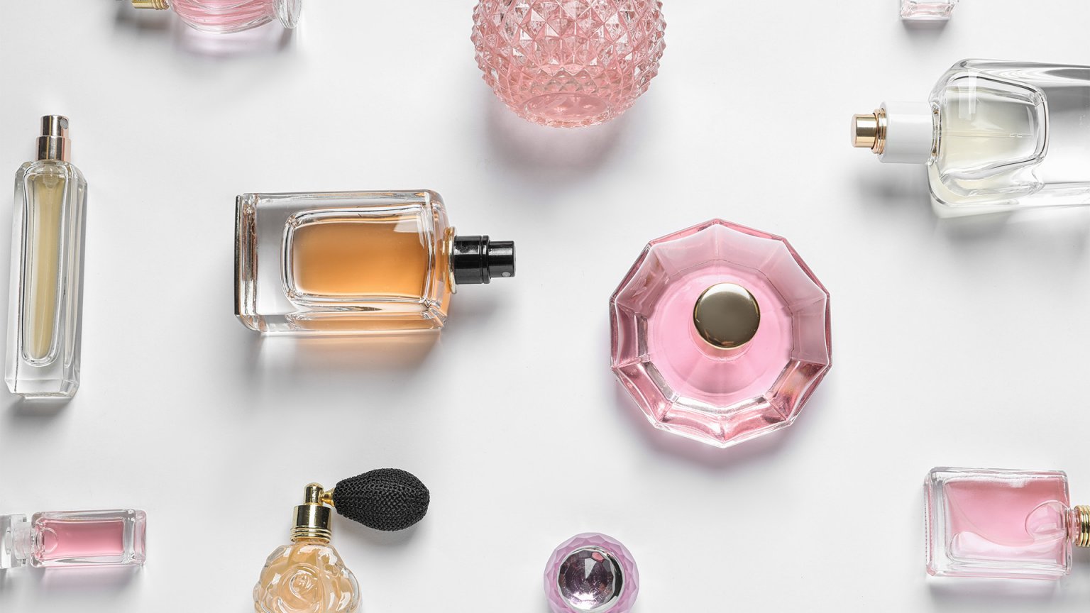 Finding Your Signature Scent With This Helpful Guide LUXlife Magazine